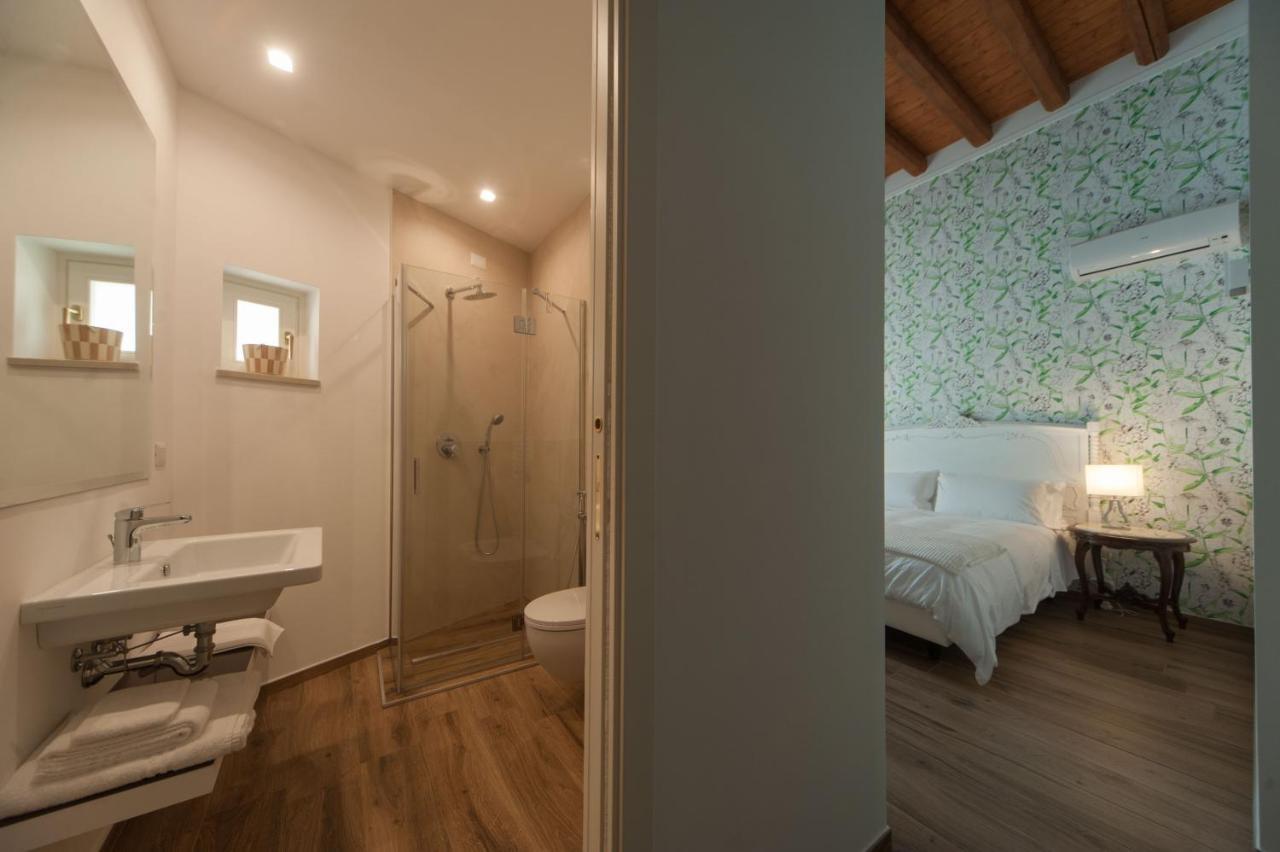 Bed & Breakfast La Soffitta Covelli 3*