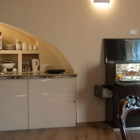 La Soffitta Covelli Acomodação com café da manhã Trani Exterior foto